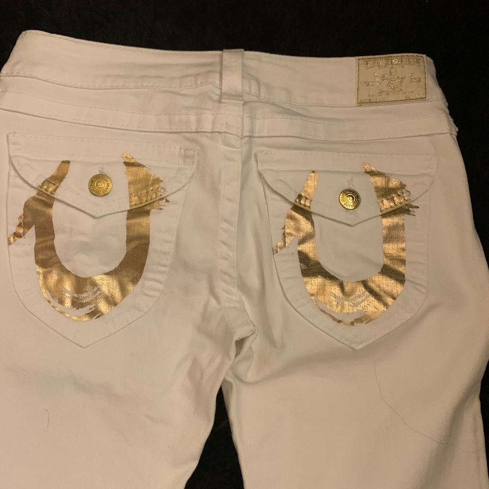 31X32 Rock Revival with Gold hardware